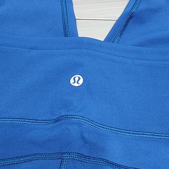 Lululemon Gear Up Crop 17" Size 6 Leggings Poseidon Blue Mesh leg Detail - Picture 7 of 9